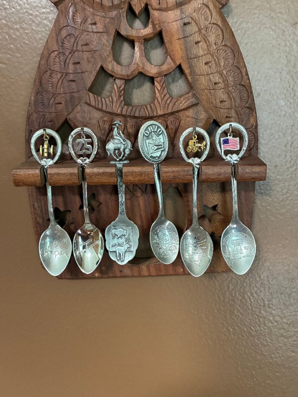 Owl Spoon Display Rack - Picture 2 of 2